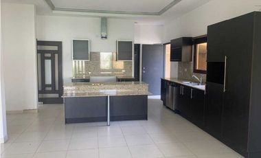 VENTA DE CASA EN COSTA SUR, PH SUNSET COAST