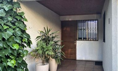 Casa en Venta en Entre Los Leones y Villaseca