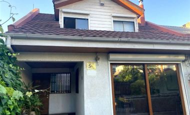 Casa en Venta en Entre Los Leones y Villaseca