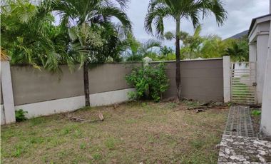 Venta de casa en Playa Dorada (Vista Alegre), Las Olas, Arraiján GTA