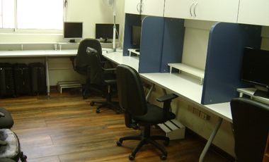 UF 70 Oficina ubicada en Santa Victoria/Vicuña Mackenna, amoblada, capacidad 34 puestos de trabajo.