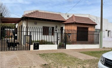 casa de tres dormitorios