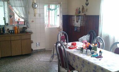 Casa - Burzaco