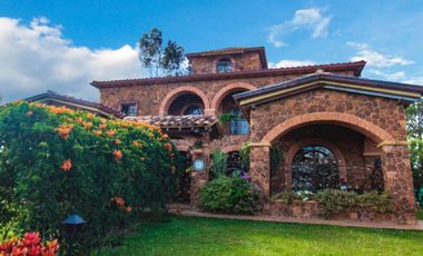 casa en venta en vereda los cacaos. Cod V15645