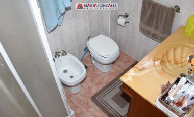 Triplex en Venta Haedo / Moron (A120 3604)