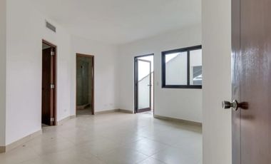 VENTA DE PENTHOUSE JUNIOR, SAN CARLOS, PH LAS OLAS II