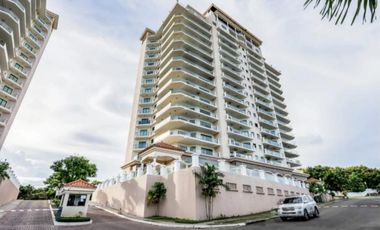 VENTA DE PENTHOUSE JUNIOR, SAN CARLOS, PH LAS OLAS II