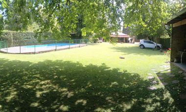 HERMOSA CASA QUINTA EN GLEW
