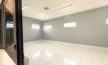 Dijual Rumah Untuk Usaha Konveksi Atau Gudang Di Caringin