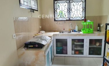 Rumah Villa Di Villa Istana Bunga Parongpong Lembang Bandung