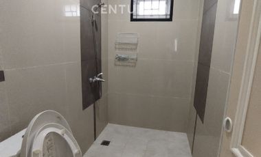 Rumah Villa Di Villa Istana Bunga Parongpong Lembang Bandung