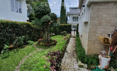 Rumah Villa Di Villa Istana Bunga Parongpong Lembang Bandung