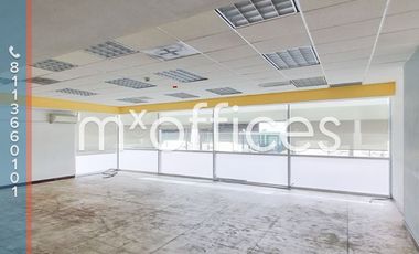 Amplia oficina acondicionada en renta de 1,100m2 en edificio zona Valle Ote