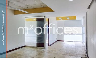Amplia oficina acondicionada en renta de 1,100m2 en edificio zona Valle Ote