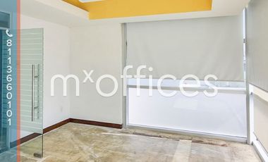 Amplia oficina acondicionada en renta de 1,100m2 en edificio zona Valle Ote