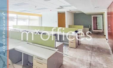 Amplia oficina acondicionada en renta de 1,100m2 en edificio zona Valle Ote
