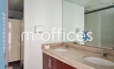Amplia oficina acondicionada en renta de 1,100m2 en edificio zona Valle Ote