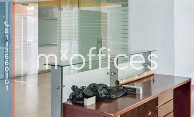 Amplia oficina acondicionada en renta de 1,100m2 en edificio zona Valle Ote