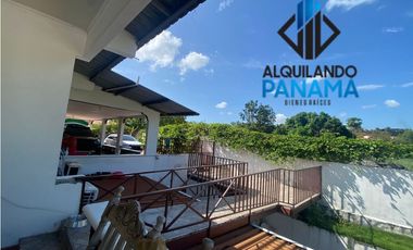 Se Vende Casa 350 Mts en Via Tocumen USD250,000