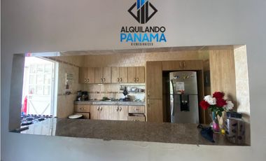 Se Vende Casa 350 Mts en Via Tocumen USD250,000