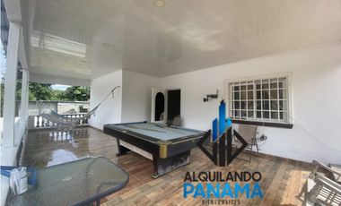 Se Vende Casa 350 Mts en Via Tocumen USD250,000