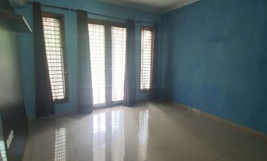 Rumah Mewah Dengan Swimming Pool Di Sektor 8 - GB 4659 BR