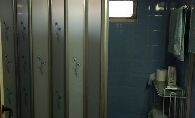 CASA EN LOTE PROPIO AL FRENTE