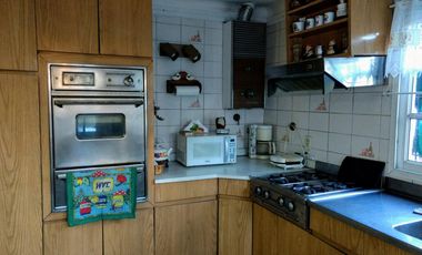 CASA EN LOTE PROPIO AL FRENTE