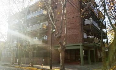 Departamento 2 ambientes con balcón - Victoria -B.Centro