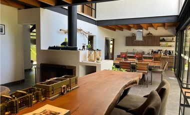 CASA EN VENTA CERRO GORDO, VALLE DE BRAVO