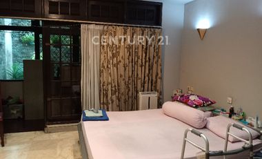 Dijual Rumah Asri Taman Kedoya Baru Jakarta Barat