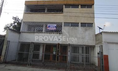 apartamento en arriendo en centro. Cod A2340