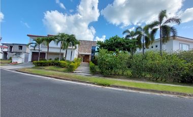 ESPECTACULAR CASA EN VENTA VISTA MAR GOLF BEACH AND MARINA (JM)