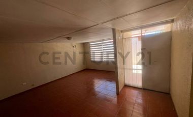 SE ARRIENDA GRANDE Y AMPLIA CASA EN SECTOR RESIDENCIAL VILLA EXÓTICA
