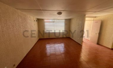 SE ARRIENDA GRANDE Y AMPLIA CASA EN SECTOR RESIDENCIAL VILLA EXÓTICA