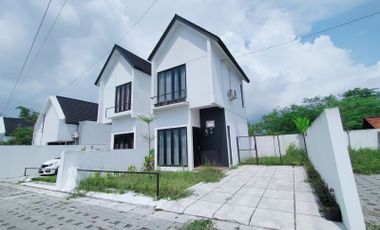 Rumah Area Selatan Jl. Wonosari, 2 Lantai Full Furniture