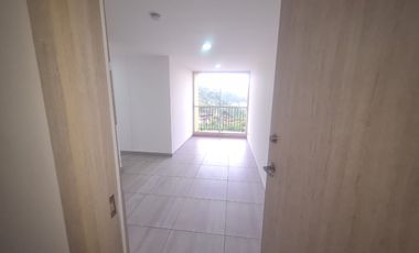 apartamento en arriendo en la tablaza. Cod A511324