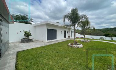 QUINTA EN VENTA COLONIA LOMAS DEL RIO ZONA MONTEMORELOS