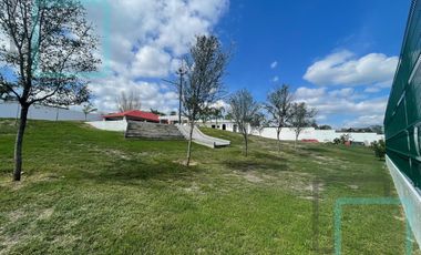 QUINTA EN VENTA COLONIA LOMAS DEL RIO ZONA MONTEMORELOS