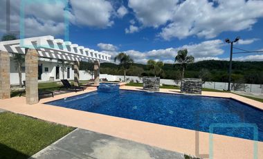 QUINTA EN VENTA COLONIA LOMAS DEL RIO ZONA MONTEMORELOS