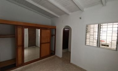 casa en arriendo en el poblado. Cod A123111