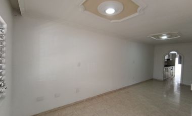 casa en arriendo en el poblado. Cod A123111