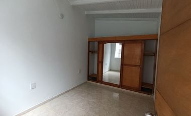casa en arriendo en el poblado. Cod A123111