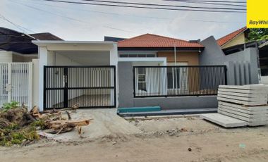 Dijual Rumah Siap Huni 2 Lantai di Jalan Ngagel Jaya Tengah, Surabaya