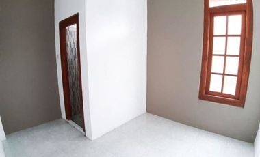KOST EKSKLUSIF DI SETURAN DEKAT KAMPUS UPN DAN STIE YKPN