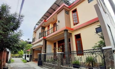 KOST EKSKLUSIF DI SETURAN DEKAT KAMPUS UPN DAN STIE YKPN