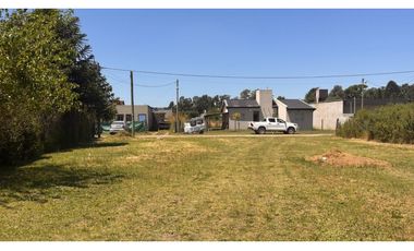 Venta terreno en Francisco lvarez B° El LINEO