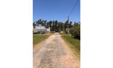 Venta terreno en Francisco lvarez B° El LINEO