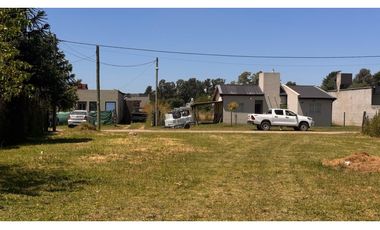 Venta terreno en Francisco lvarez B° El LINEO