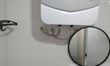 Apt. Amega Crown, Unit Baru Gress hadap pool, Furnish